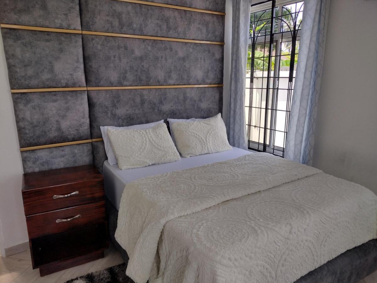 Mkamiti Villa - Airport Hotel With Free Shuttle Dar es Salaam Exterior photo