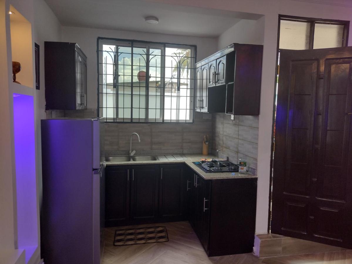 Mkamiti Villa - Airport Hotel With Free Shuttle Dar es Salaam Exterior photo