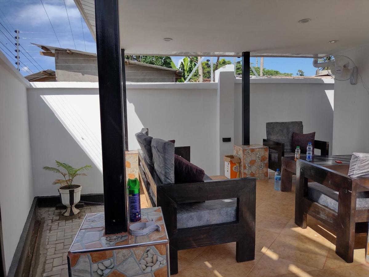 Mkamiti Villa - Airport Hotel With Free Shuttle Dar es Salaam Exterior photo